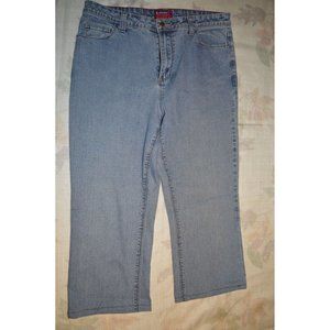 Westport Jeans Women Size 12 Short Blue Capri Medium Wash Denim High Rise (J)